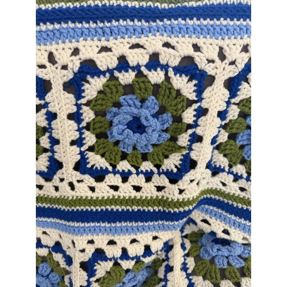Handmade Crochet Afghan‎ Throw Blanket Granny Square Blue Green Ivory Fringe